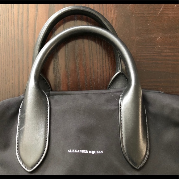 Alexander McQueen Duffle Bag - Picture 6 of 7